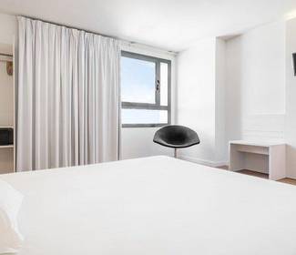 Camere familiari Hotel ILUNION Valencia 3 Camere familiari Hotel ILUNION Valencia 3