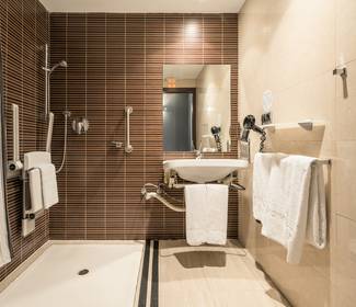 Camera accessibile Hotel ILUNION Almirante Barcellona Camera accessibile Hotel ILUNION Almirante Barcellona