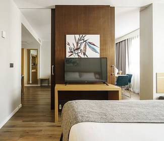 Camera superiore Hotel ILUNION Valencia 4