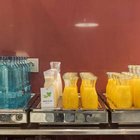 Colazione Hotel ILUNION Atrium Madrid Colazione Hotel ILUNION Atrium Madrid
