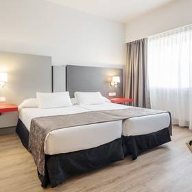 Camera doppia Hotel ILUNION Romareda Saragozza Camera doppia Hotel ILUNION Romareda Saragozza
