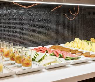 Prima colazione a buffet Hotel ILUNION Pío XII Madrid Prima colazione a buffet Hotel ILUNION Pío XII Madrid