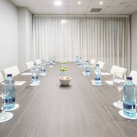 Sala riunioni Hotel ILUNION Bilbao Sala riunioni Hotel ILUNION Bilbao