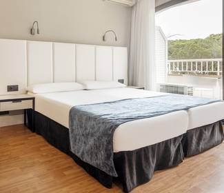 Camera accessibile Hotel ILUNION Caleta Park S'Agaró