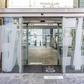 Facciata Hotel ILUNION Atrium Madrid Facciata Hotel ILUNION Atrium Madrid
