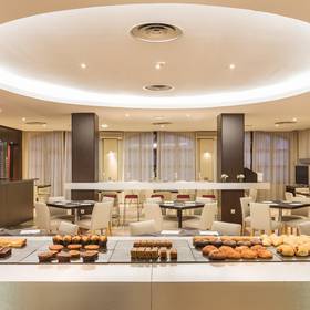Colazione a buffet ilunion golf badajoz hotel ilunion golf badajoz Colazione a buffet ilunion golf badajoz hotel ilunion golf badajoz