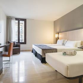 Hotel ILUNION Almirante Barcellona Hotel ILUNION Almirante Barcellona