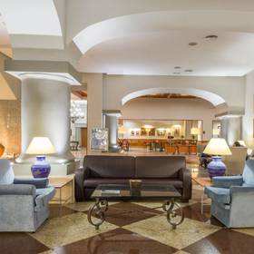 Atrio Hotel ILUNION Les Corts – Spa Barcellona Atrio Hotel ILUNION Les Corts – Spa Barcellona