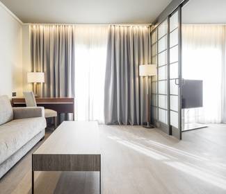 Junior suite Hotel ILUNION Alcora Sevilla Siviglia