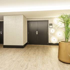 Ricezione Hotel ILUNION Bilbao Ricezione Hotel ILUNION Bilbao
