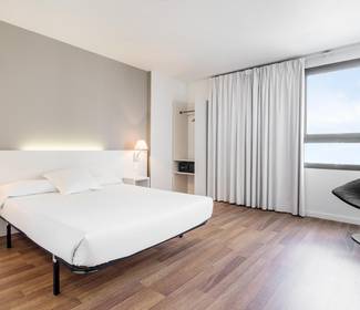 Camera superior Hotel ILUNION Valencia 3 Camera superior Hotel ILUNION Valencia 3