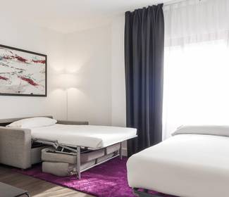 Camere per 4 persone Hotel ILUNION Suites Madrid Camere per 4 persone Hotel ILUNION Suites Madrid